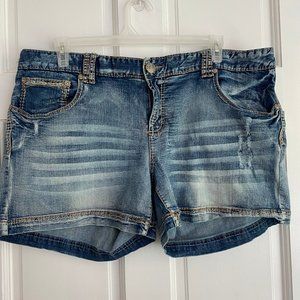 Maurice's Jean Shorts size 22